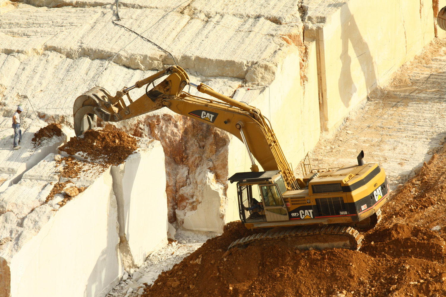 CAT 365B L