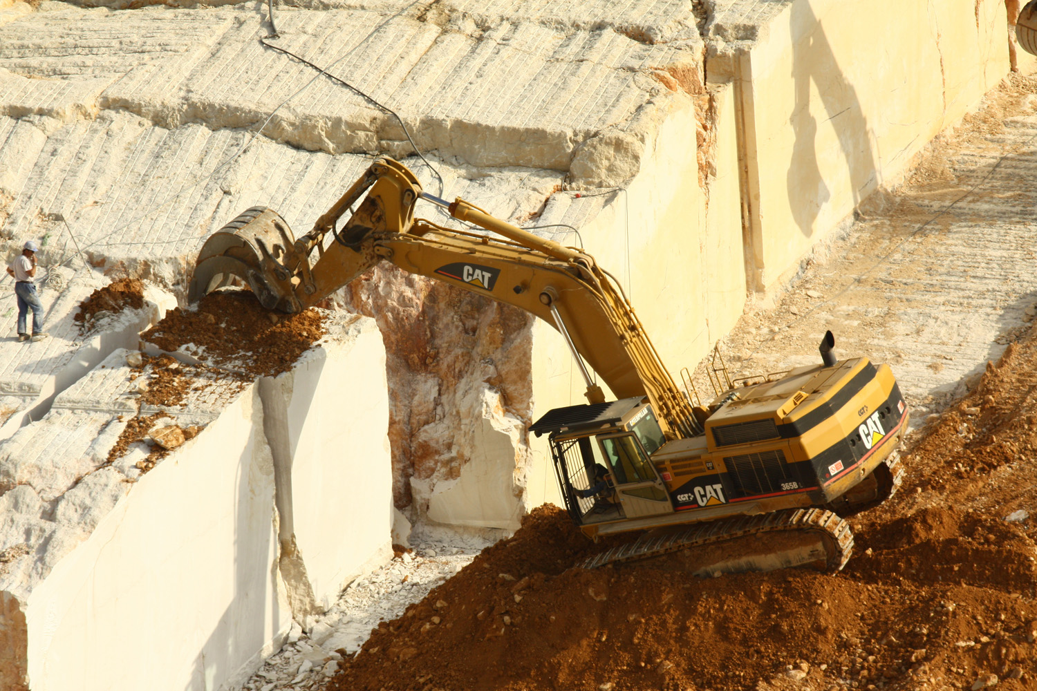 CAT 365B L