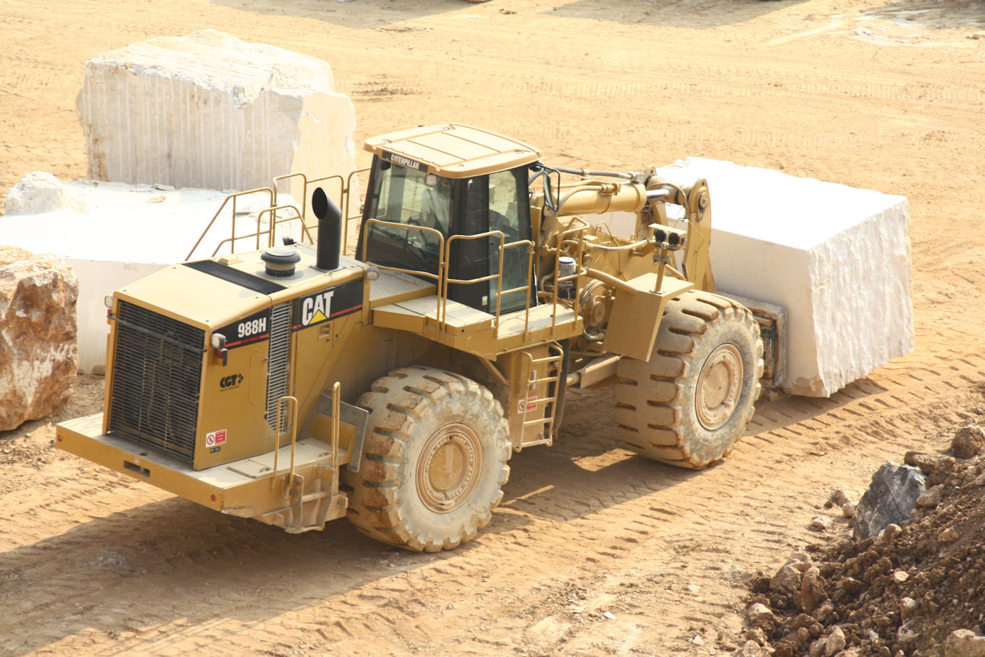 CAT 988H
