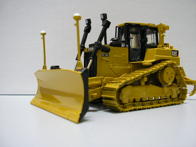 CATERPILLAR D6T XW