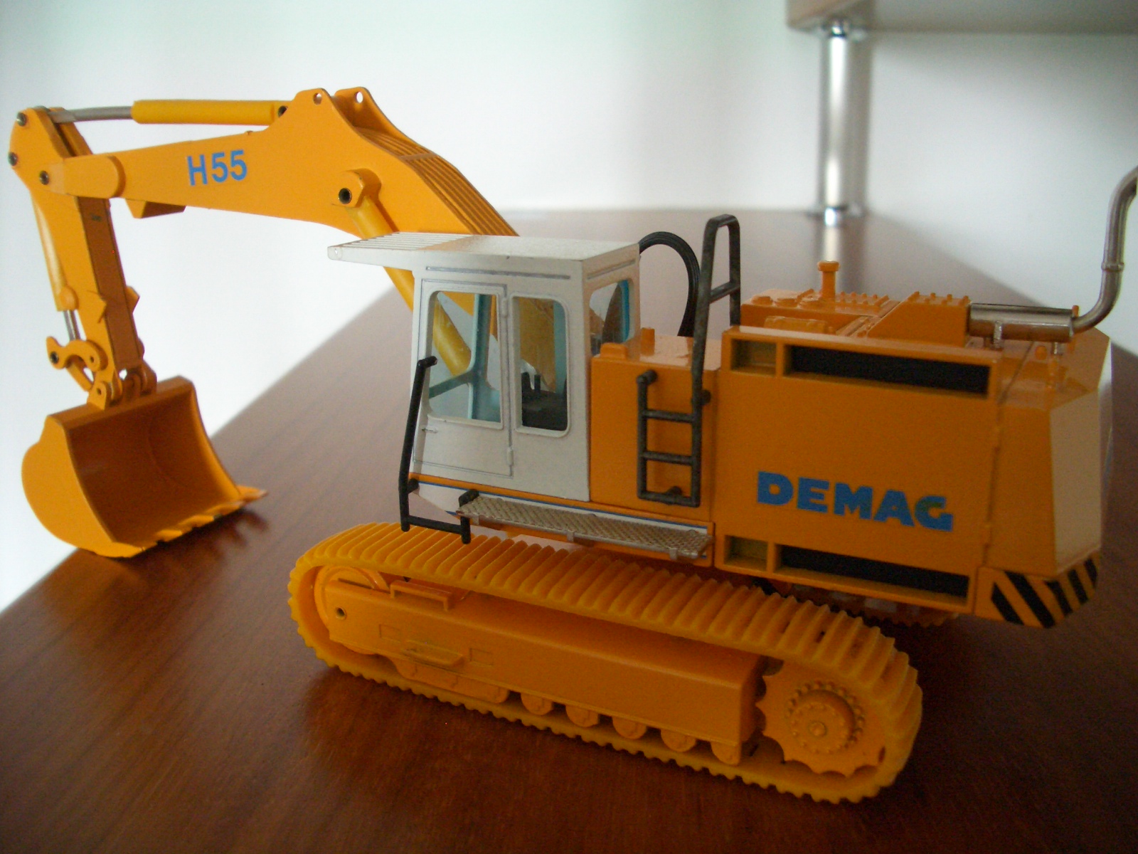 Demag H55