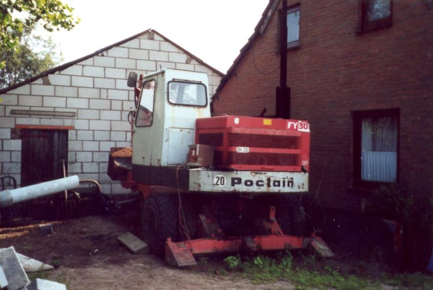 Poclain fy