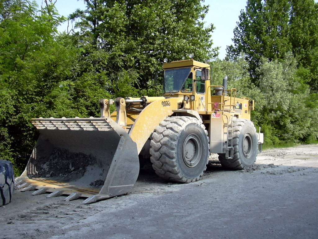 cat 988B