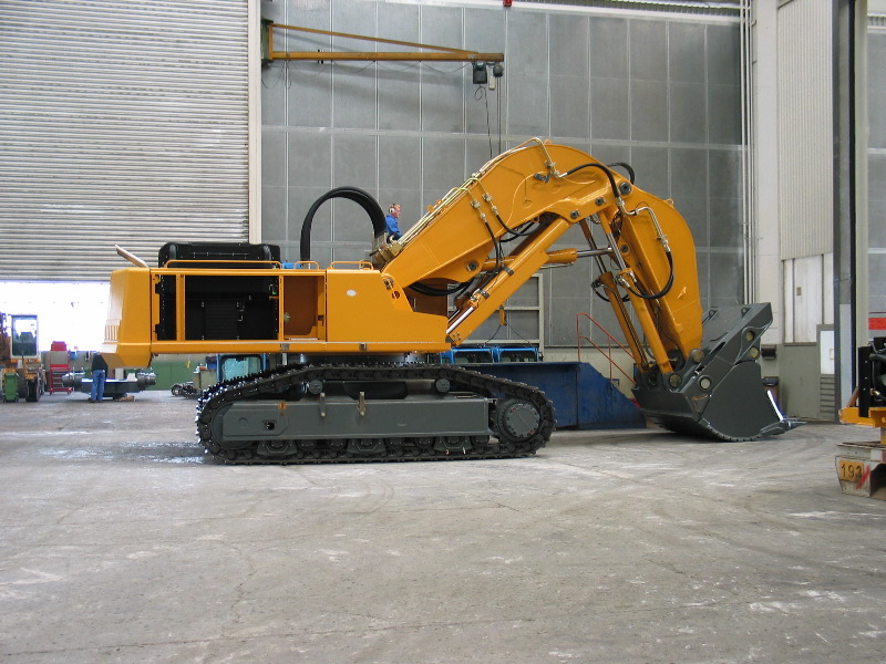 Liebherr r