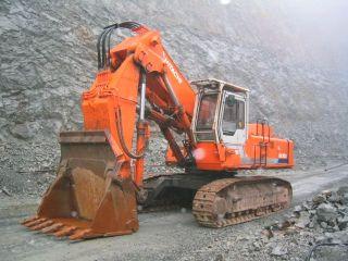 Hitachi EX 700
