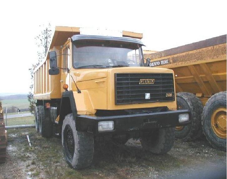 Fiat 260 pac 26 6x6