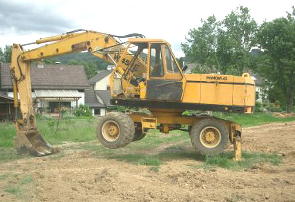 Hanomag W450