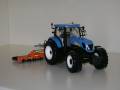 New Holland T 7060 con erpice rotante