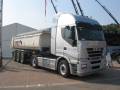 Iveco Stralis 500 con semirimorchio Schmitz