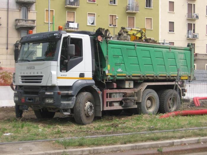 Iveco Trakker 380T44 Farina