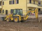 Komatsu WB93R Luivat