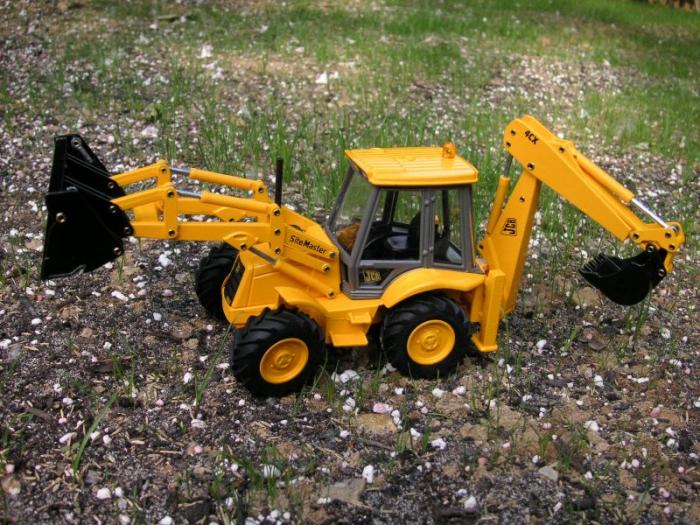 JCB 4CX