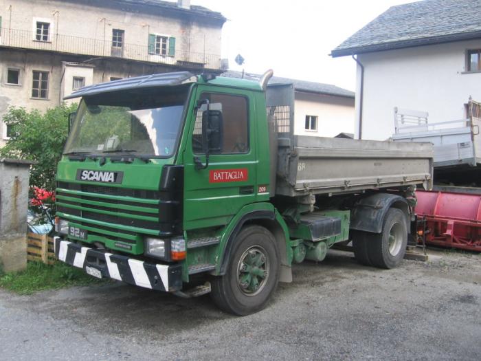 Scania 92M Battaglia