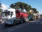 vogele 1603-1 rullo dynapac cc222cc e bilico iveco con cassone minerva