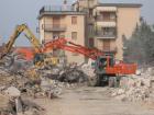 Hitachi Zaxis 210W con frantumatore