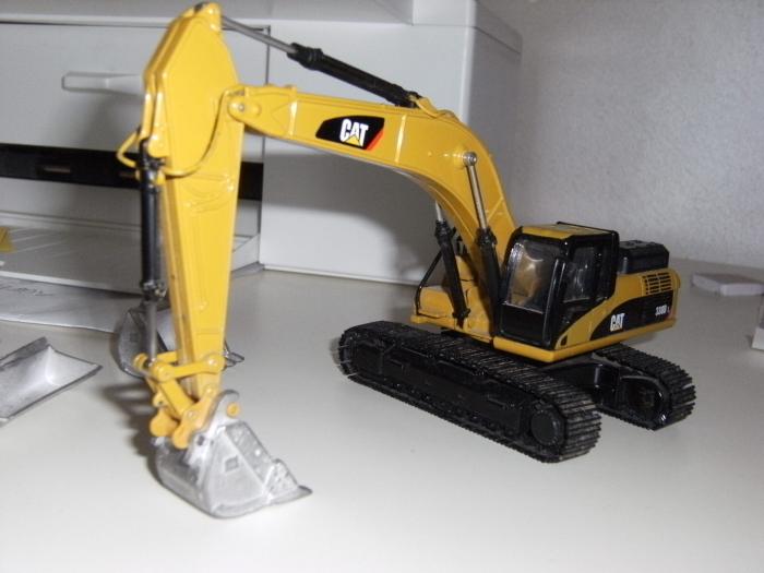 cat 330D