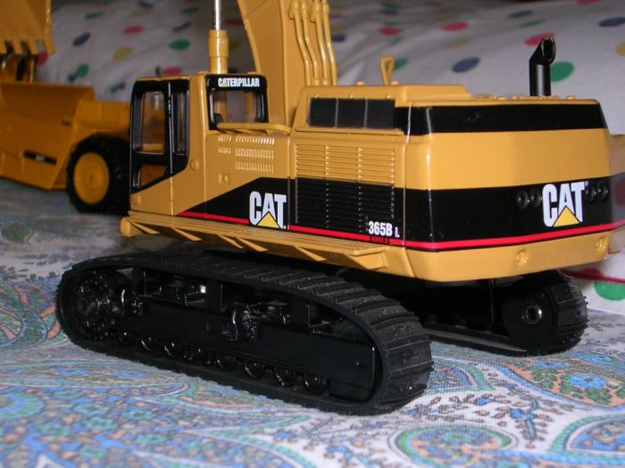 cat 365b