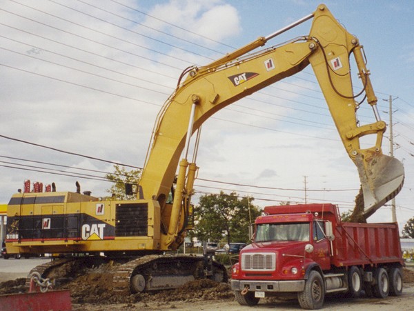 Cat 5110 - camion