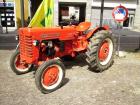 trattore farmall d-324