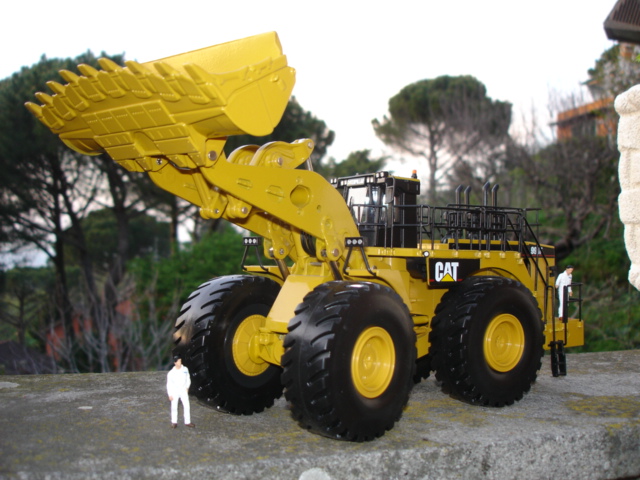 Cat 994F         1:50