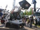 stand Ibe:Bobcat T250