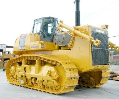 Komatsu D375A