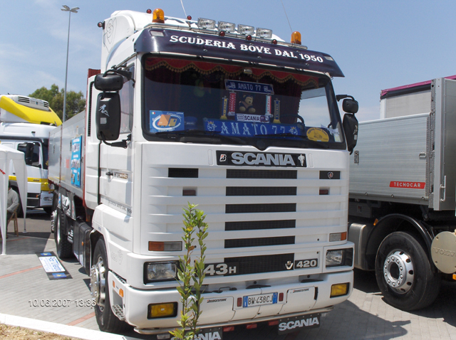 Scania 143 scuderia bove