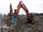 demolizione con Fiat Kobelco E235