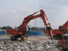 Hitachi Zaxis 240 con martellone