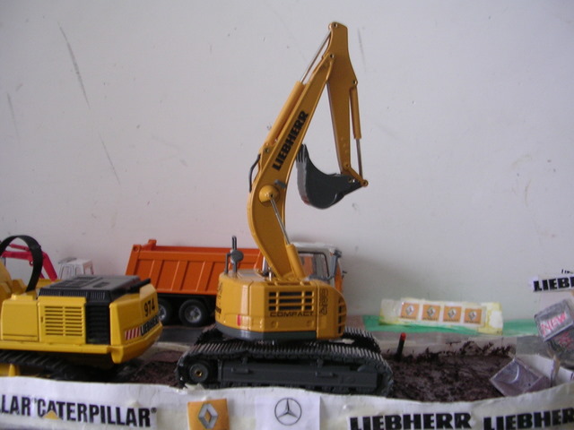 area dimostrazioni liebherr r924 compact