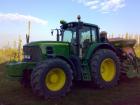 John Deere 7530