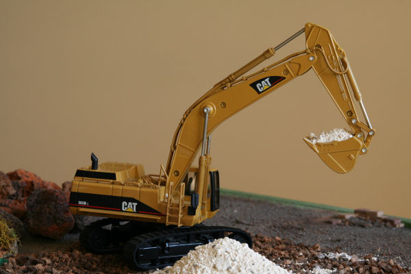 CAT 365B L