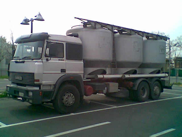 Iveco 240-26