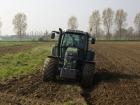 Fendt 415 con quadrivomero Nardi Offlaga (BS)