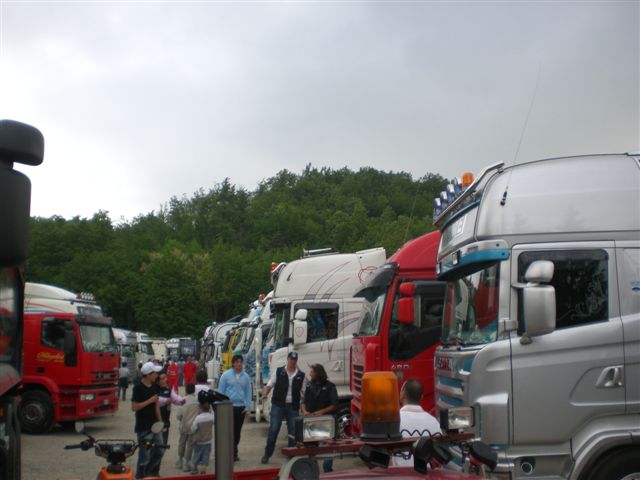 fila di camion1