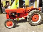 trattore farmall d-324