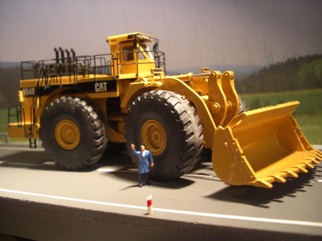 Caterpillar 994D 1:87