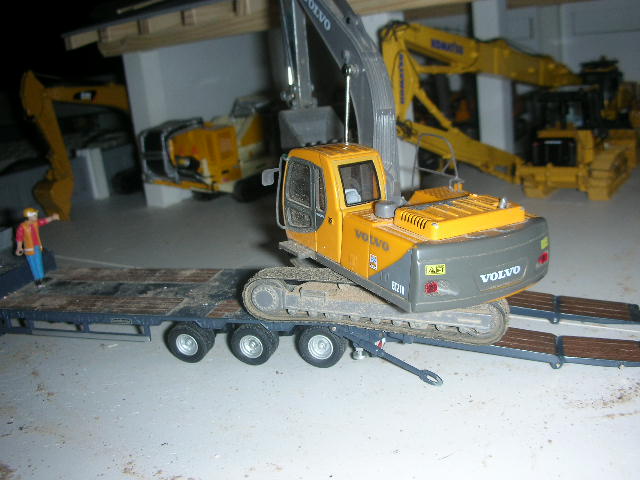 carico volvo ec210