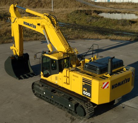 komatsu pc600-7