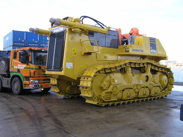 komatsu d475