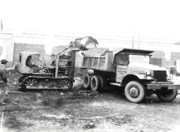 Traxcavator