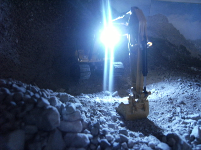 lavori notturni in cava