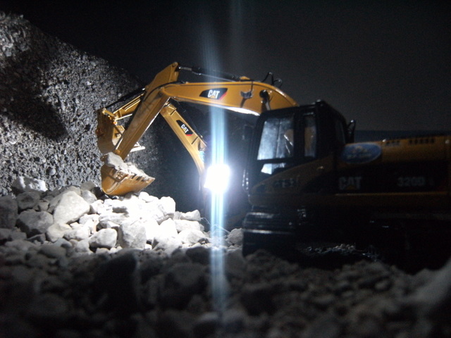 lavori notturni in cava