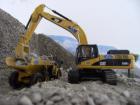 lavori in cava con CAT330dl