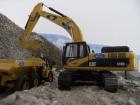 lavori in cava con CAT330dl