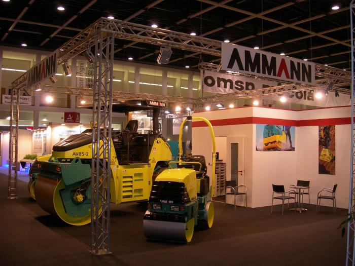 Lo stand della Ammann di Canzio