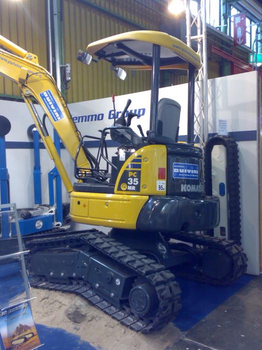 Komatsu PC35MR