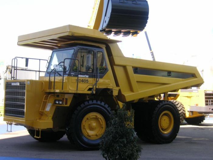 Komatsu HD405