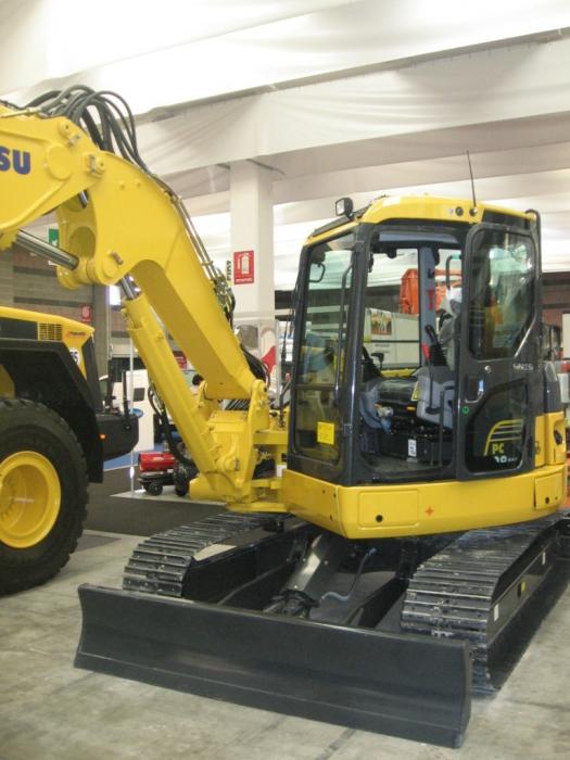 stand Pancotti:Komatsu PC88MR