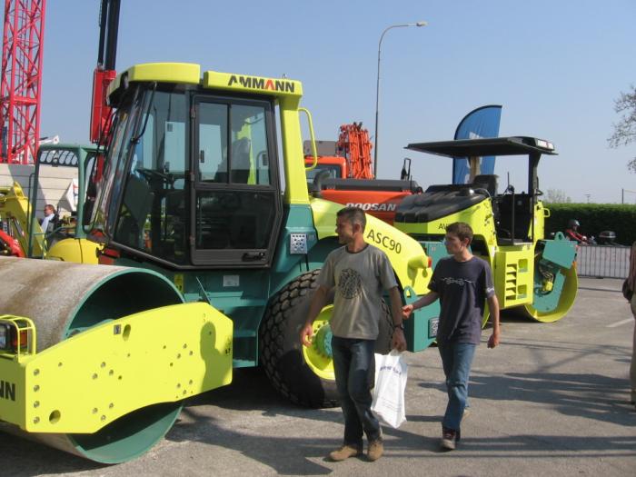 stand CG noleggi:Ammann ASC90